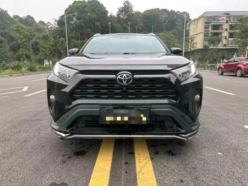 長沙20年豐田RAV41