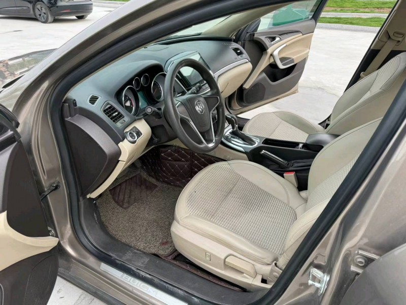 徐州17年别克君威3