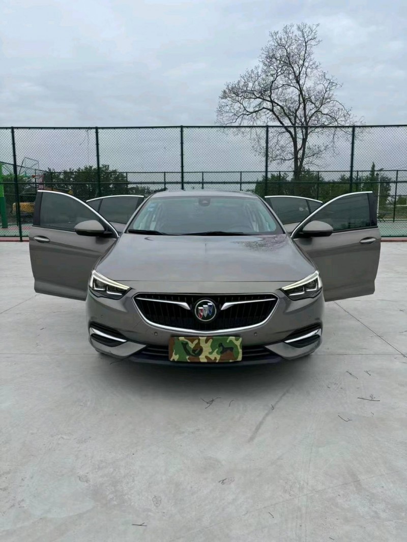 徐州18年别克君威8