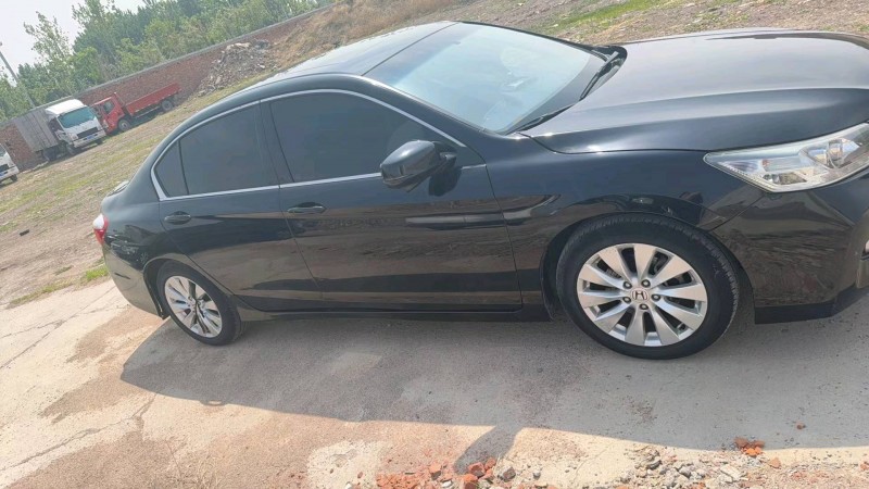 枣庄15年本田雅阁2