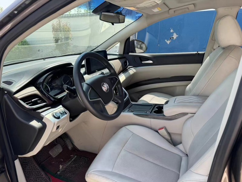 青岛20年别克GL88