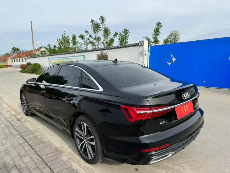 青岛19年奥迪A6L3