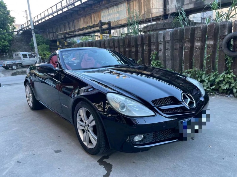 南寧10年奔馳SLK1