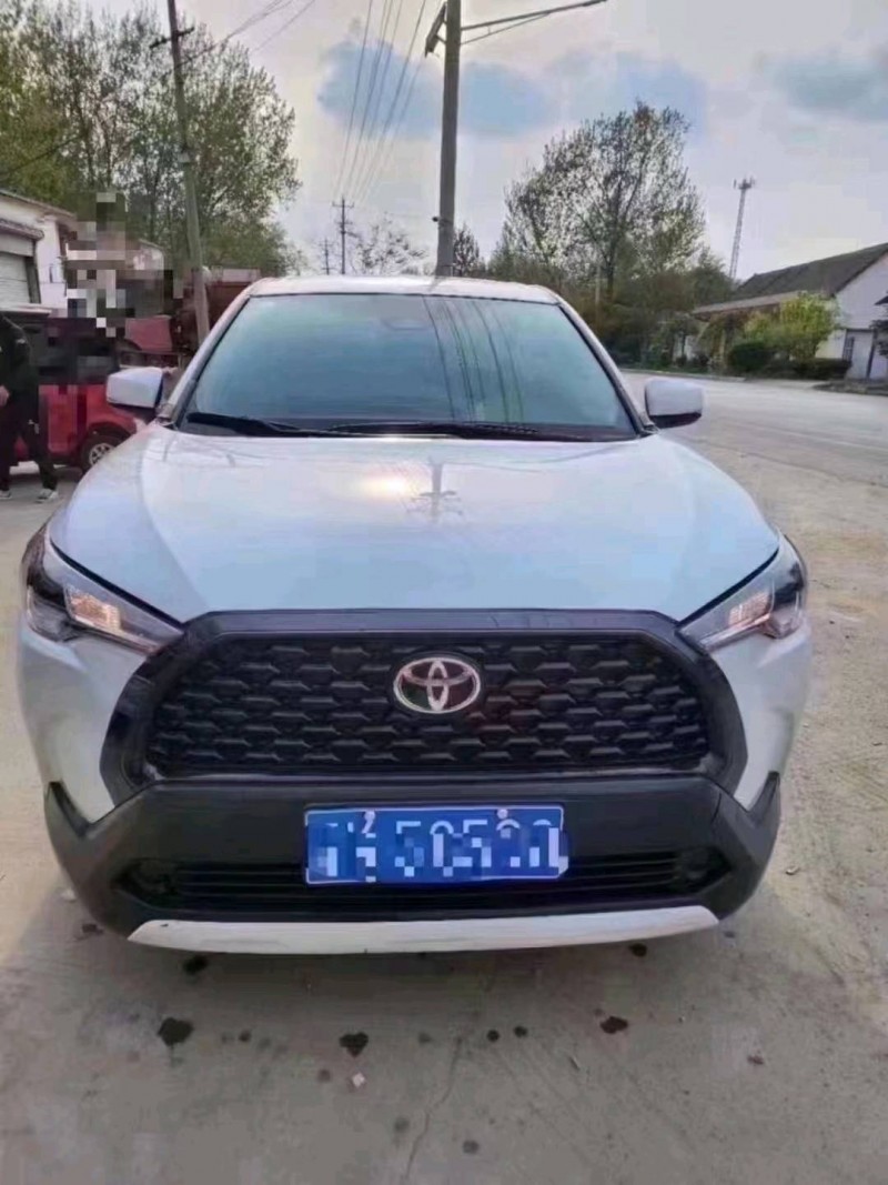 济南23年丰田锐放1