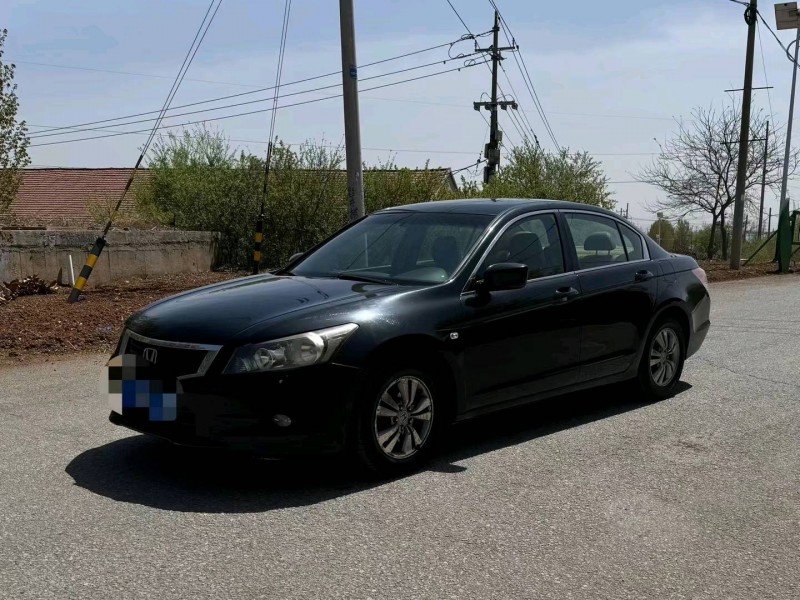 青岛11年本田雅阁2