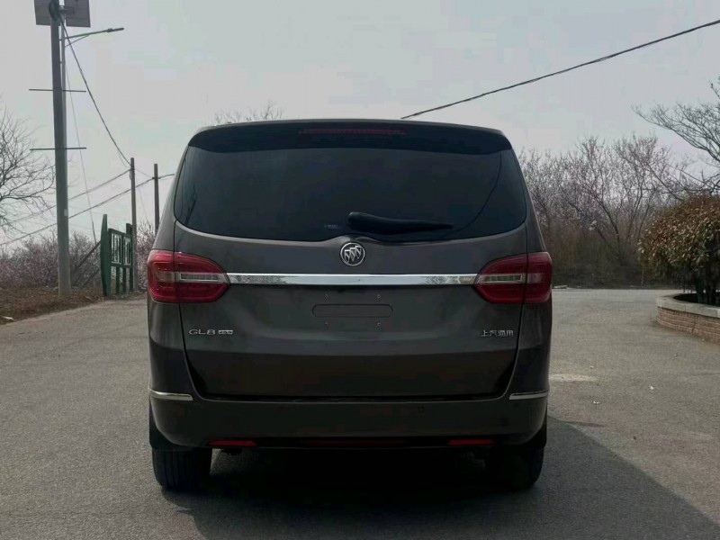 青岛18年别克GL86