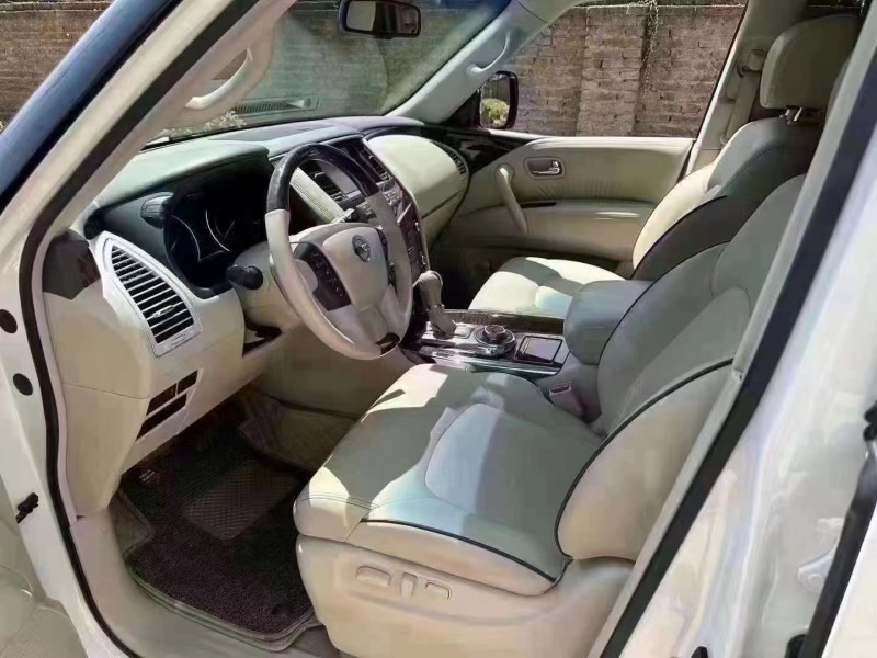 昆明20年日產途樂6
