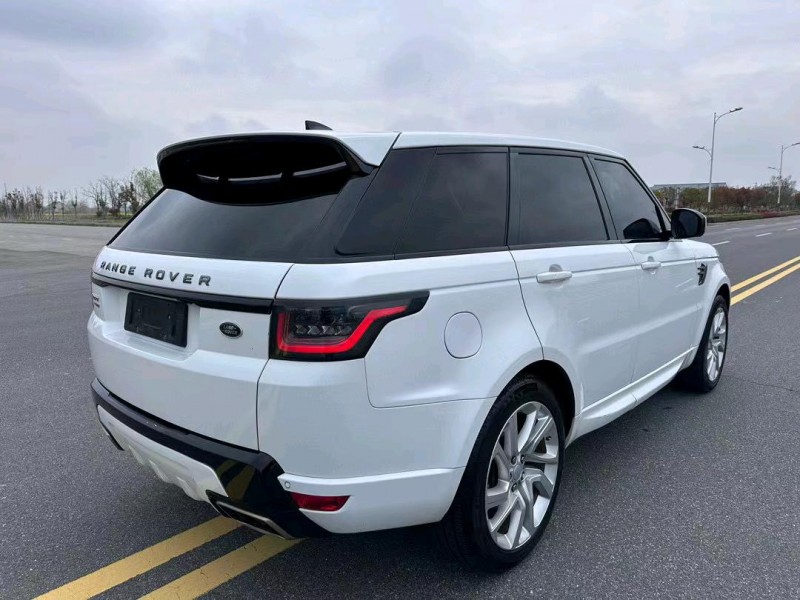 盐城19年路虎揽胜运动8