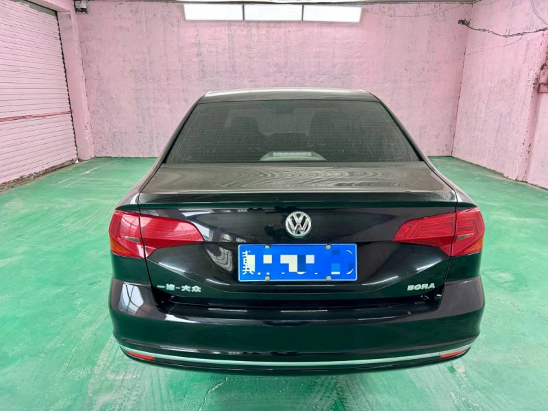 济南17年大众宝来9