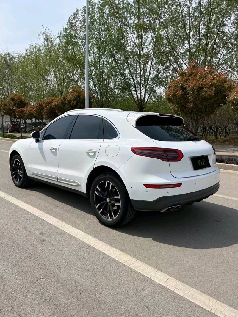 东营19年众泰SR97
