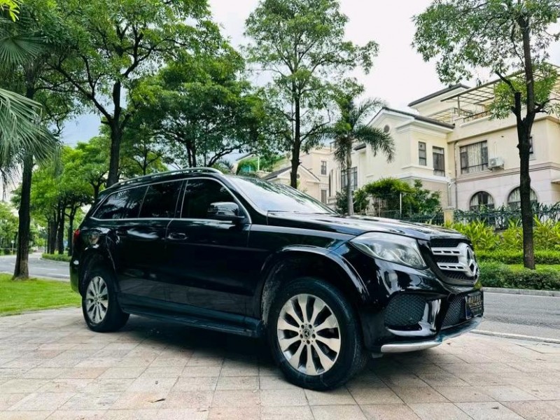 东莞17年奔驰GLS3