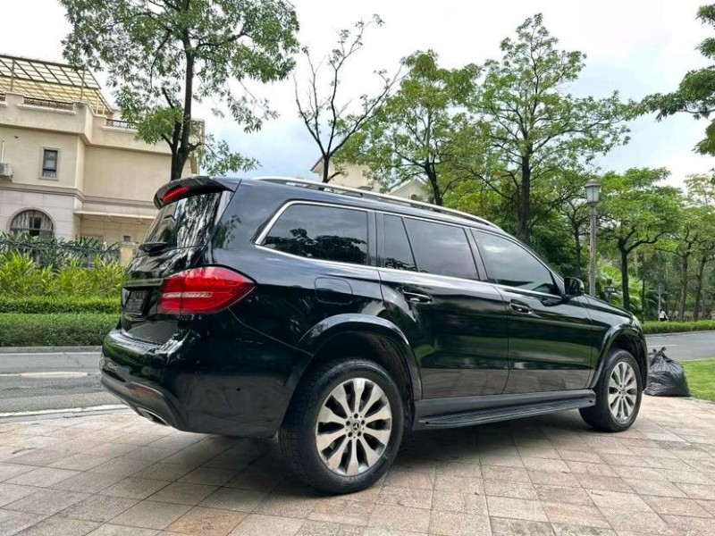 东莞17年奔驰GLS8