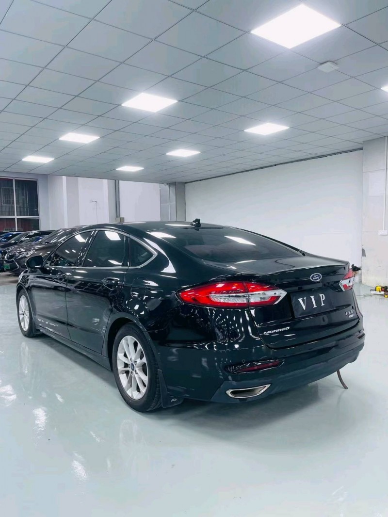 东莞20年福特蒙迪欧9