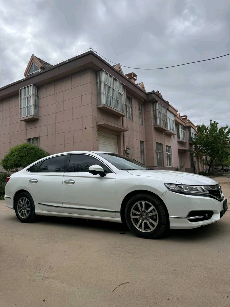 东营18年本田思铂睿2