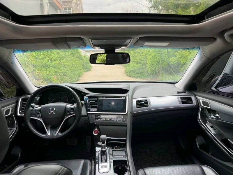 东营18年本田思铂睿5