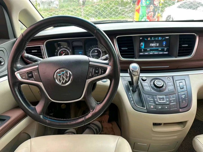 汕头18年别克GL84