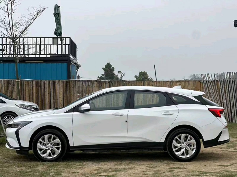 汕头24年别克微蓝3