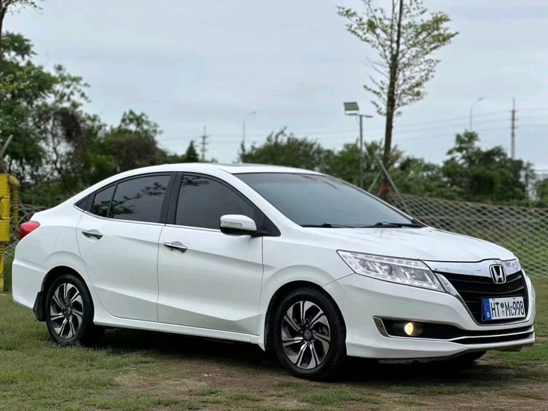 汕头18年本田凌派3