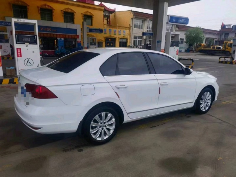 保定17年大众宝来4