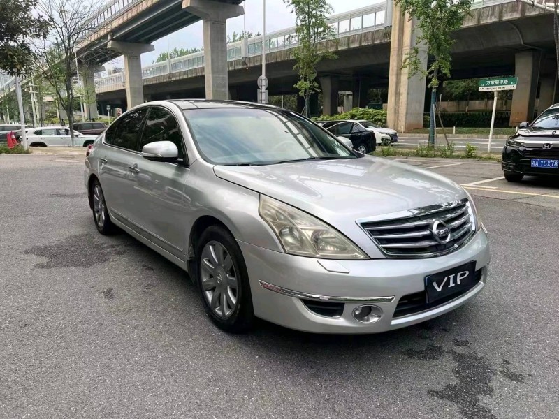 衡陽10年日產天籟3