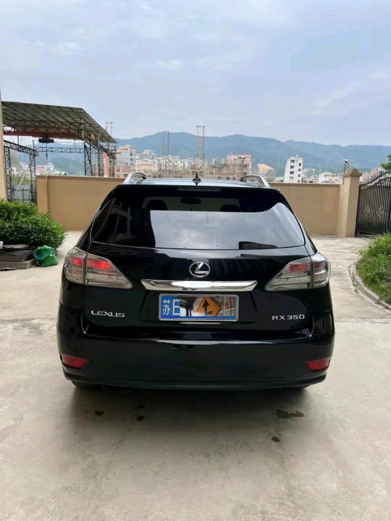 北海11年雷克薩斯RX9