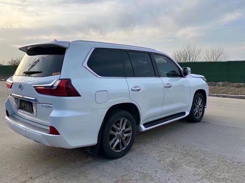 枣庄10年雷克萨斯LX3