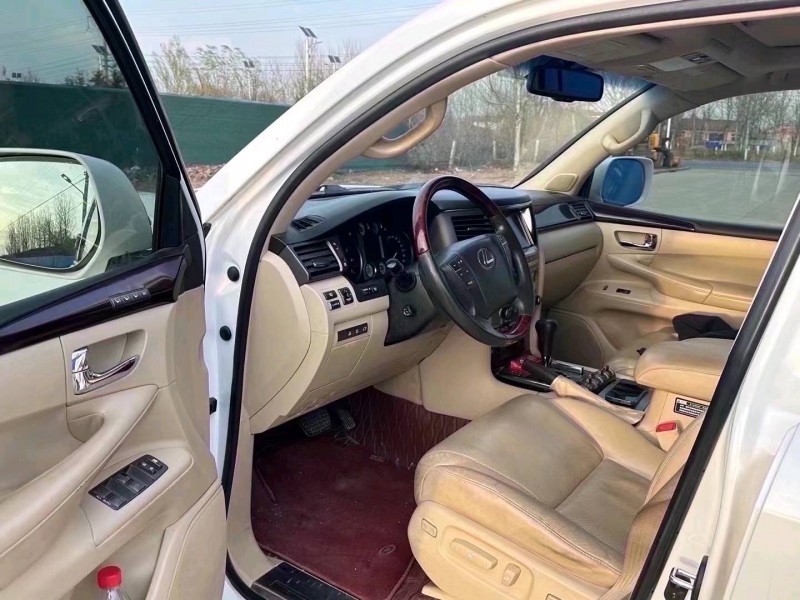 枣庄10年雷克萨斯LX5