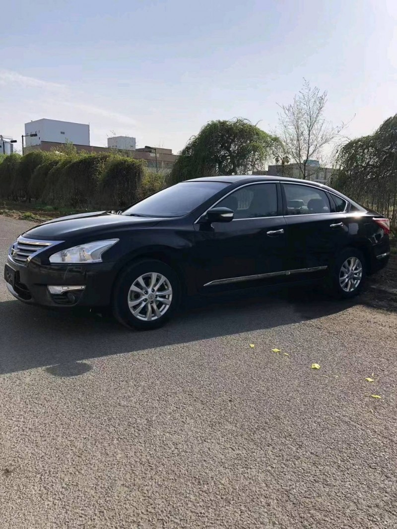 沈陽15年日產天籟3
