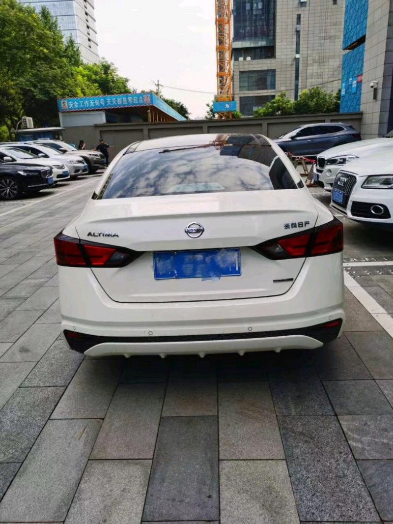 咸陽22年日產天籟5