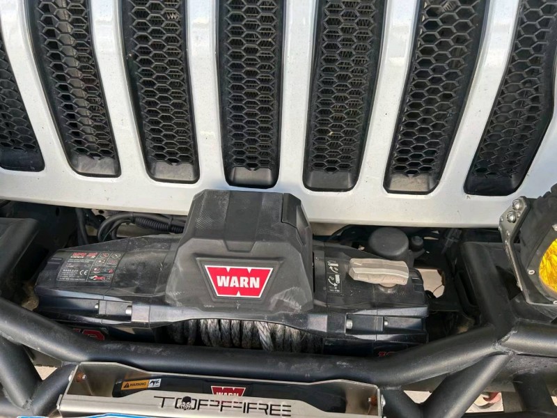 青岛18年Jeep牧马人3