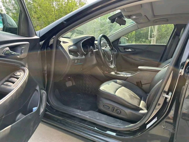 平頂山20年雪佛蘭邁銳寶XL8