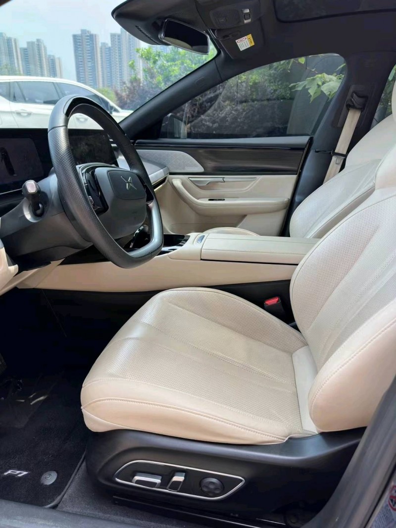 廣州21年小鵬汽車p77