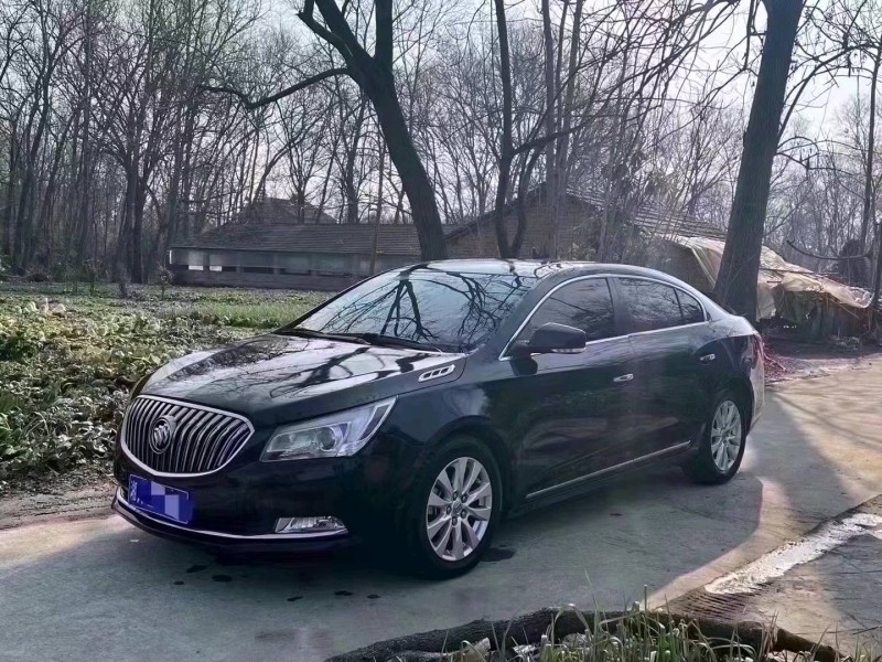 枣庄15年别克君越2