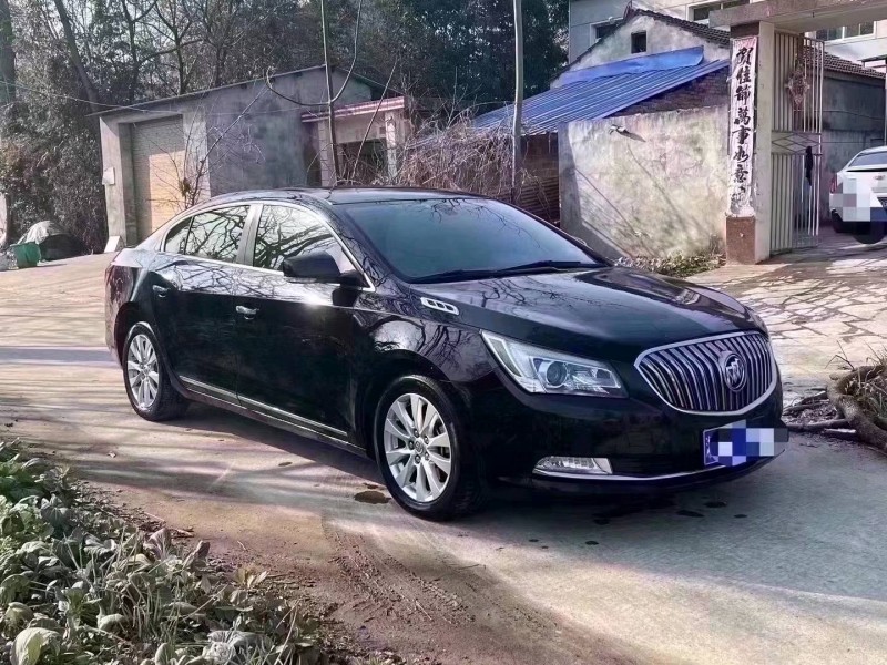 枣庄15年别克君越3