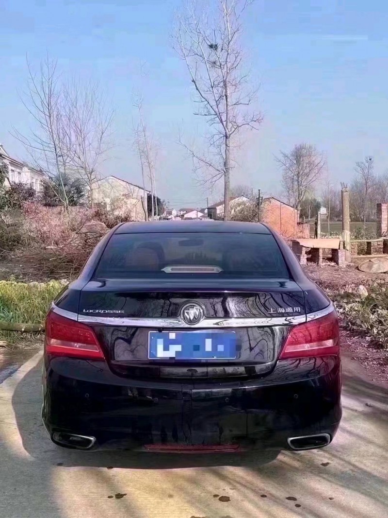 枣庄15年别克君越9