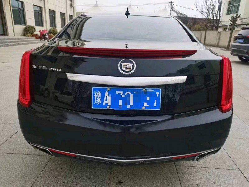 保定15年凯迪拉克XTS8