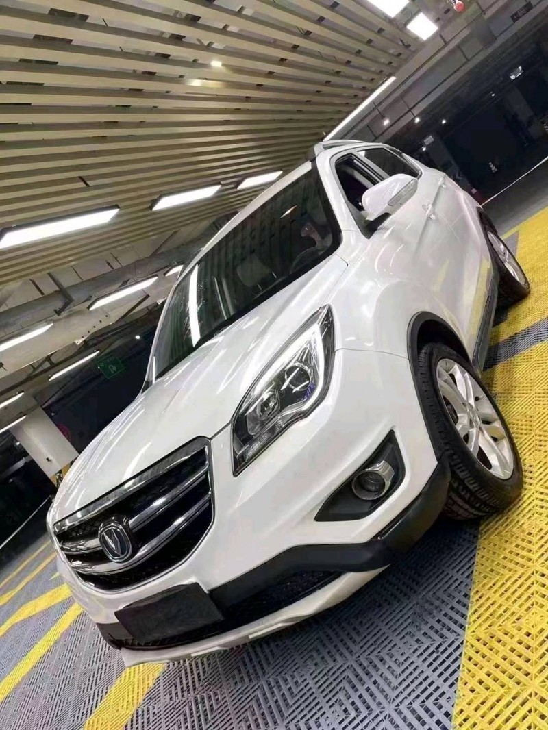 成都18年长安汽车CS352