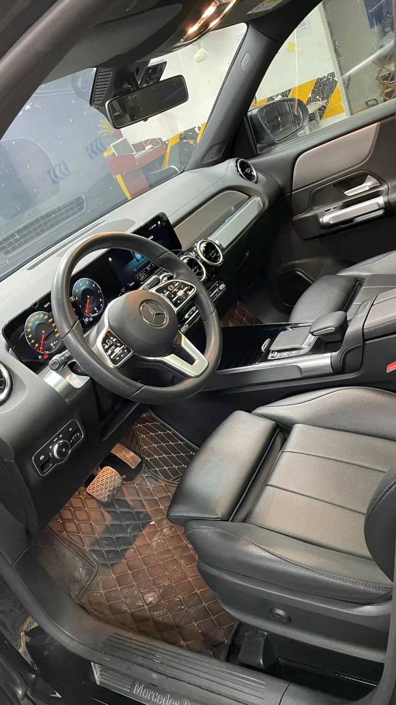 成都21年奔驰GLB7