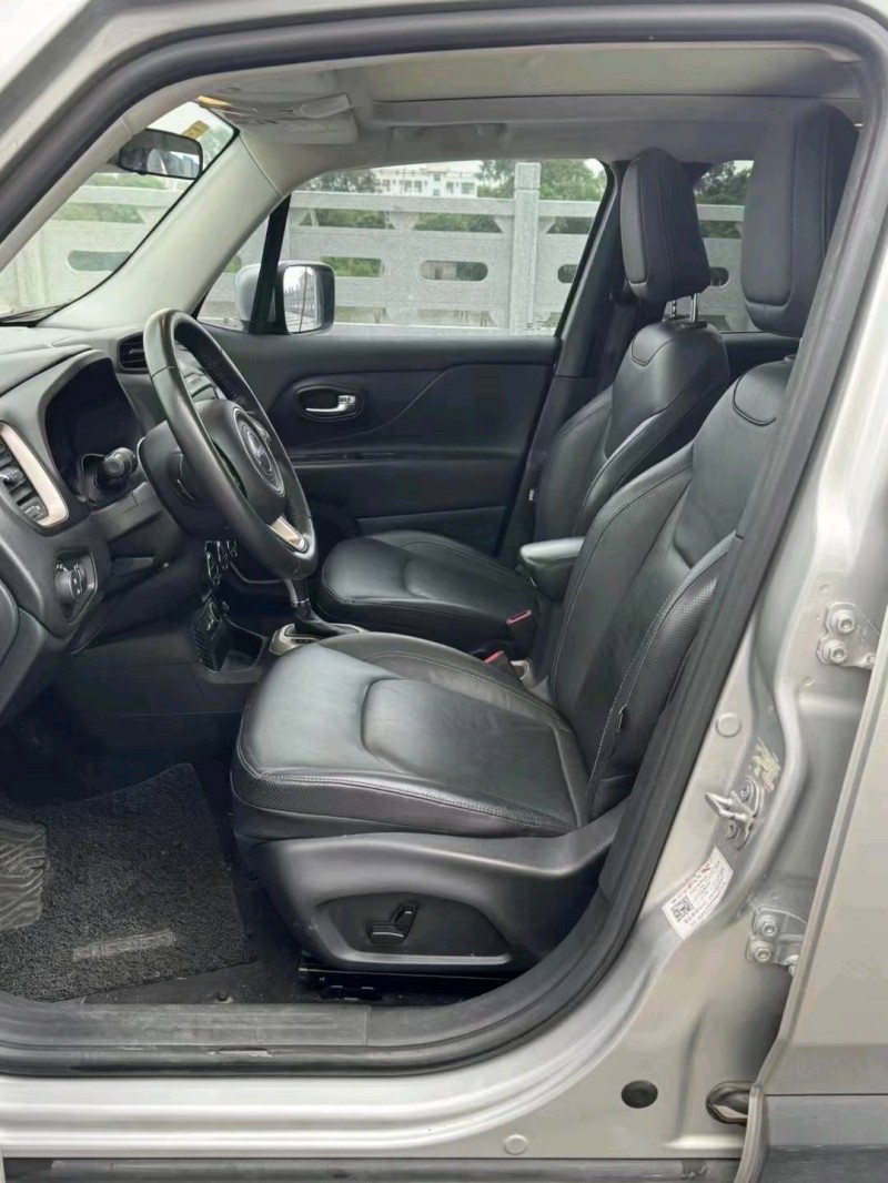 广州17年Jeep自由光4