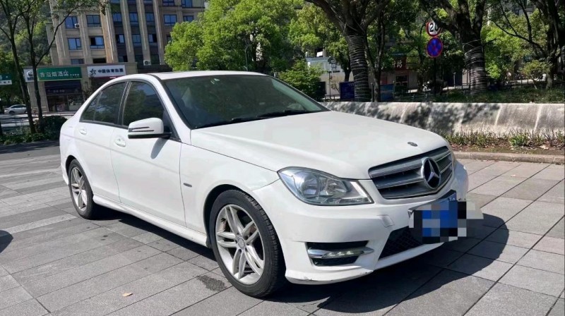 嘉兴13年奔驰C3