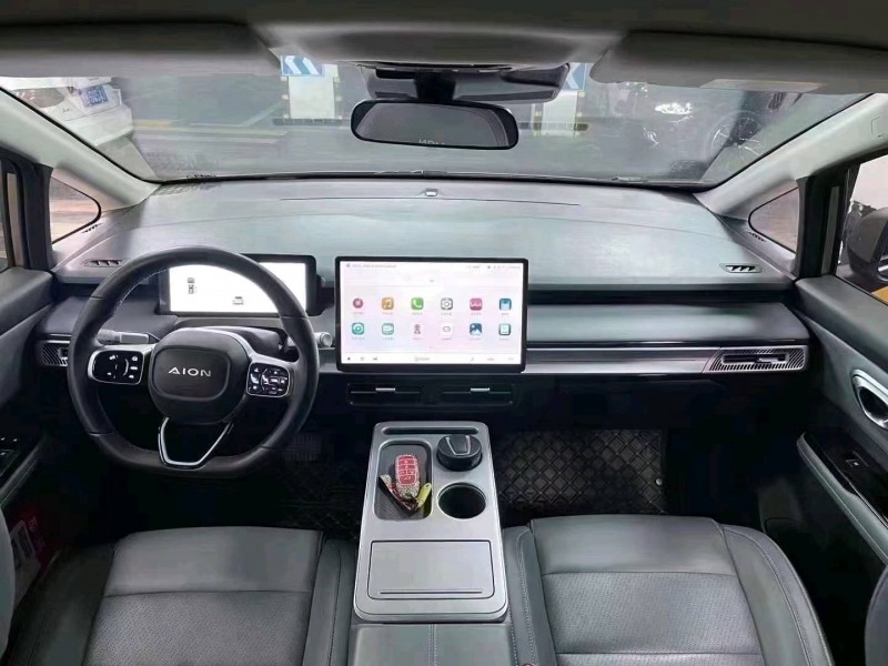 成都22年传祺埃安Y9