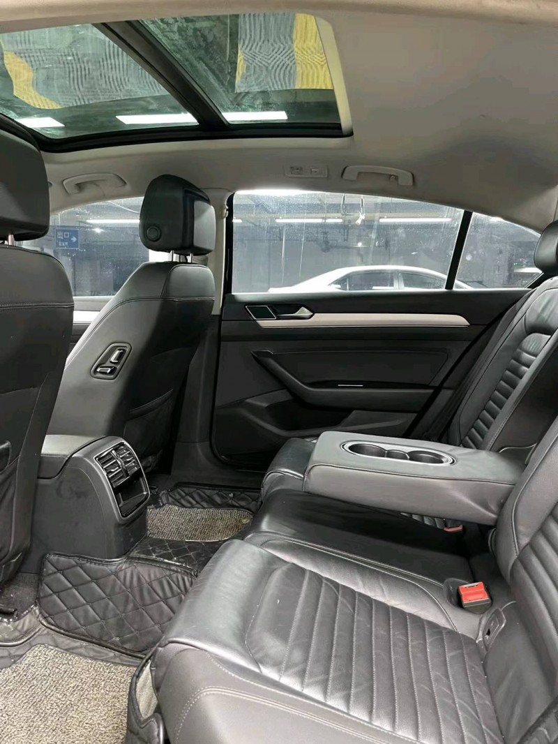 成都18年大众迈腾7