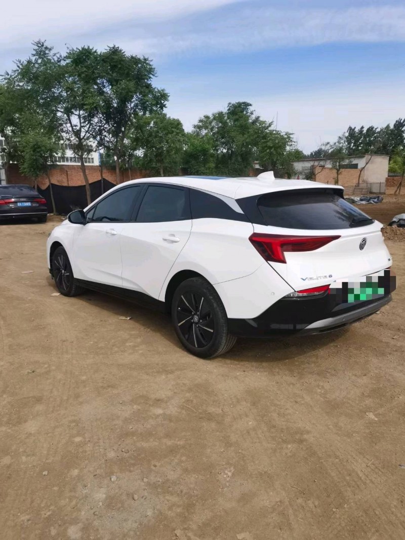 保定22年别克微蓝4