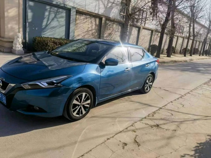 保定20年日产蓝鸟2