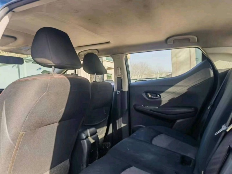 保定20年日产蓝鸟8