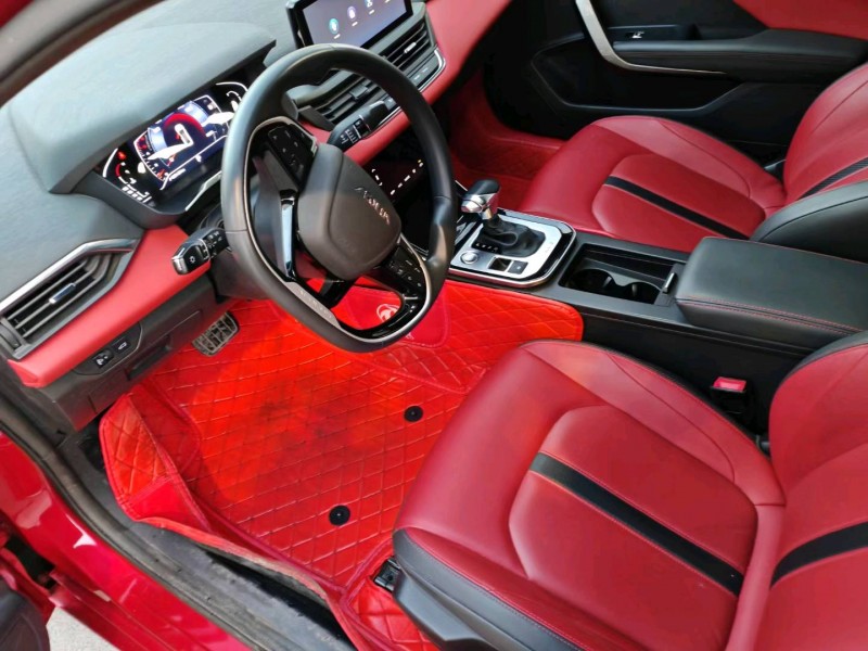 保定21年东风奕炫8