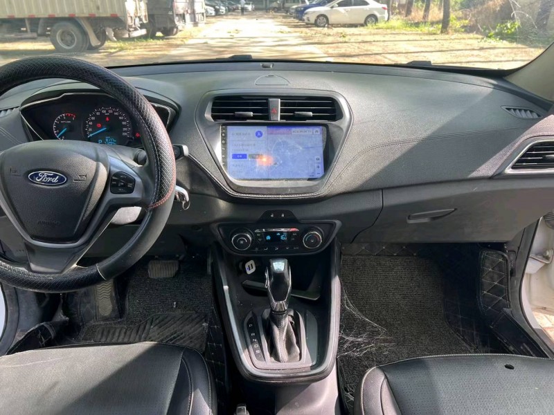 菏泽17年福特福克斯6