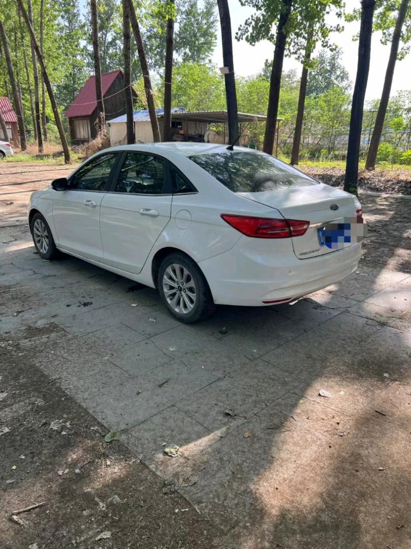 菏泽17年福特福克斯8