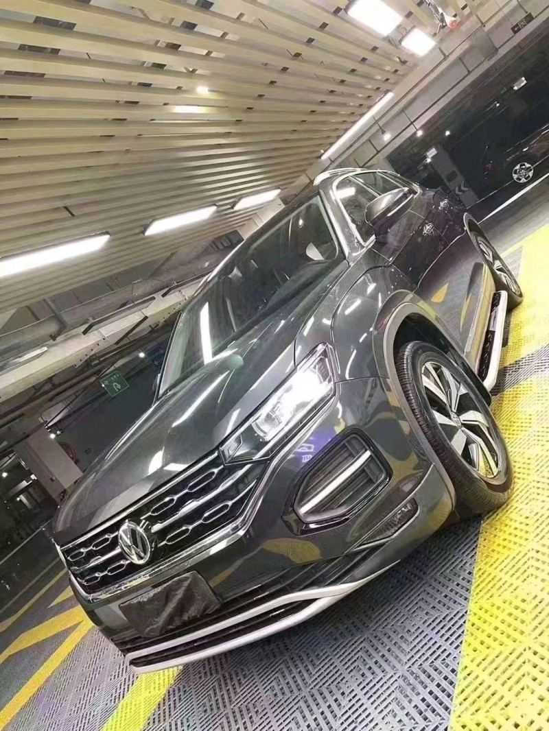 成都20年大众探岳2