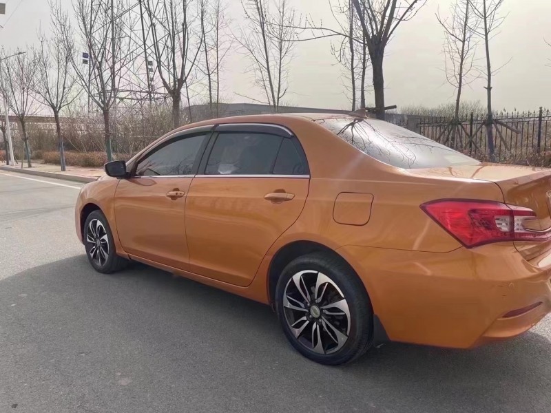 廊坊15年比亚迪秦5